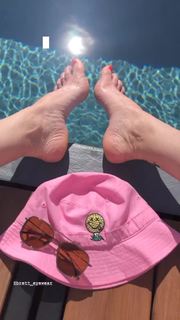 France Pierron feet photo 1