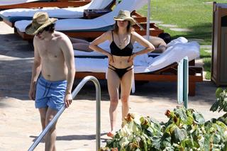 Frances Bean Cobain feet photo 6