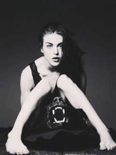 Frances Bean Cobain feet photo 19