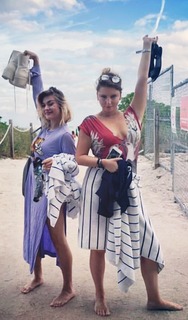 Frances Bean Cobain feet photo 17