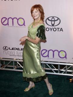 Frances Fisher feet photo 1