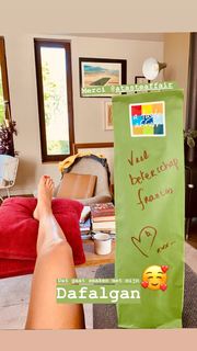 Frances Lefebure feet photo 9