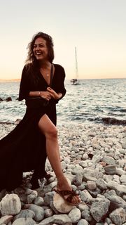 Frances Lefebure feet photo 7