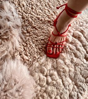 Frances Lefebure feet photo 3
