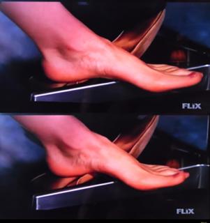 Frances O'Connor feet photo thumbnail