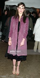 Frances O'Connor feet photo thumbnail