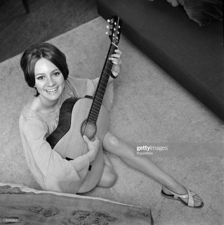 Francesca Annis feet photo 13