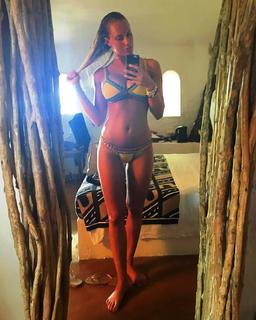 Francesca Brambilla feet photo 20