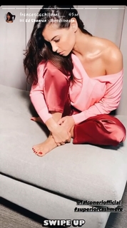 Francesca Chillemi feet photo thumbnail