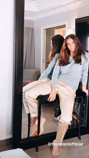 Francesca Chillemi feet photo thumbnail