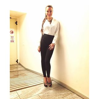 Francesca De André feet photo 7