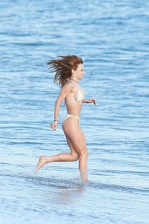 Francesca Eastwood feet photo thumbnail