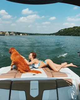 Francesca Eastwood feet photo thumbnail