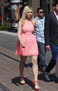 Francesca Eastwood feet photo thumbnail