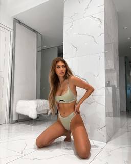 Francesca Farago feet photo 10