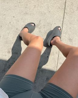 Francesca Farago feet photo 15