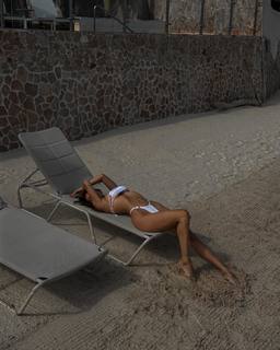 Francesca Farago feet photo 3