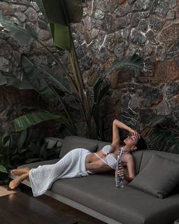 Francesca Farago feet photo 3