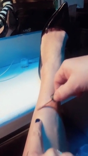 Francesca Fialdini feet photo thumbnail