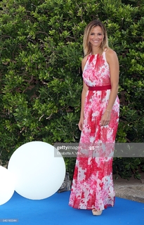 Francesca Fialdini feet photo thumbnail