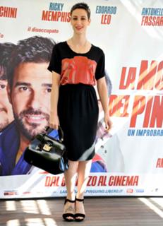 Francesca Inaudi feet photo 19