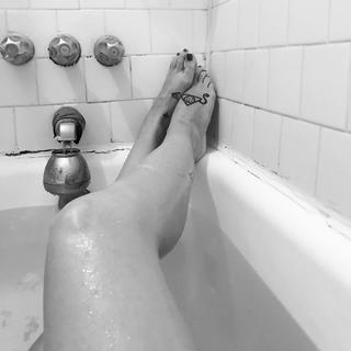 Francesca Inaudi feet photo 17