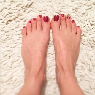 Francesca Leto feet photo thumbnail