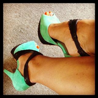 Francesca Leto feet photo thumbnail