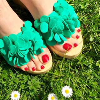 Francesca Leto feet photo thumbnail