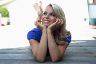 Francesca Leto feet photo thumbnail