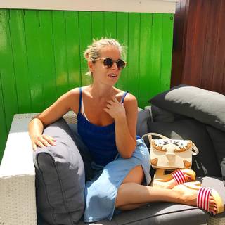 Francesca Leto feet photo thumbnail