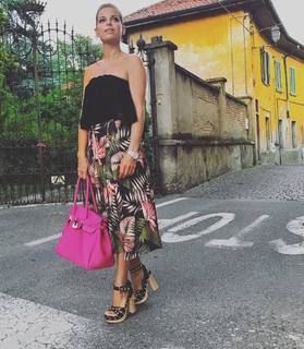 Francesca Leto feet photo thumbnail