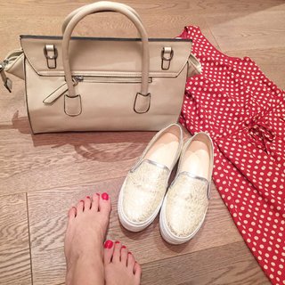 Francesca Leto feet photo thumbnail