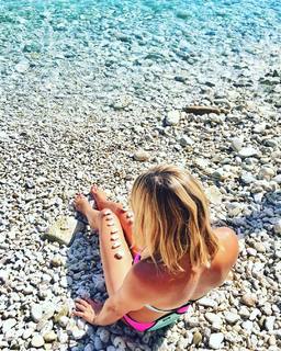 Francesca Leto feet photo thumbnail