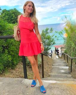 Francesca Leto feet photo thumbnail