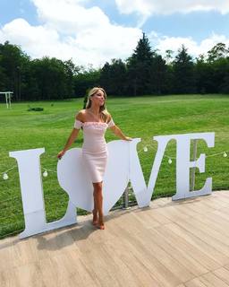 Francesca Leto feet photo thumbnail