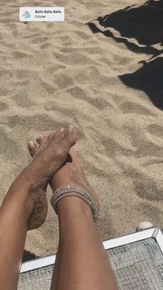 Francesca Leto feet photo thumbnail
