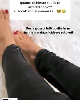 Francesca Leto feet photo thumbnail