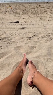 Francesca Leto feet photo thumbnail