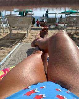 Francesca Leto feet photo thumbnail