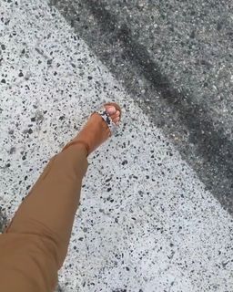 Francesca Leto feet photo thumbnail