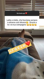 Francesca Leto feet photo thumbnail