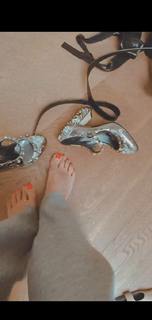 Francesca Leto feet photo thumbnail