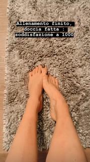 Francesca Leto feet photo thumbnail
