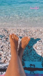 Francesca Leto feet photo thumbnail