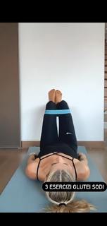 Francesca Leto feet photo thumbnail