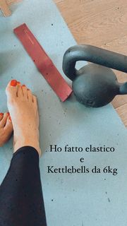 Francesca Leto feet photo thumbnail