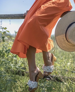 Francesca Leto feet photo thumbnail