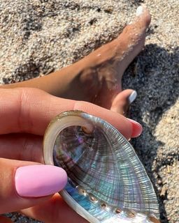 Francesca Leto feet photo thumbnail