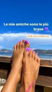 Francesca Leto feet photo thumbnail